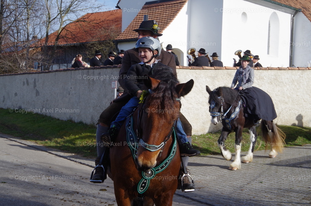 IMGP1448 | fotografiert von Axel PollmannLeonhardi Wallfahrt Benediktbeuern und Murnau, Fronleichnam, Fasching, Landschaft im Loisachtal und Benediktbeuern  - Realisiert mit Pictrs.com