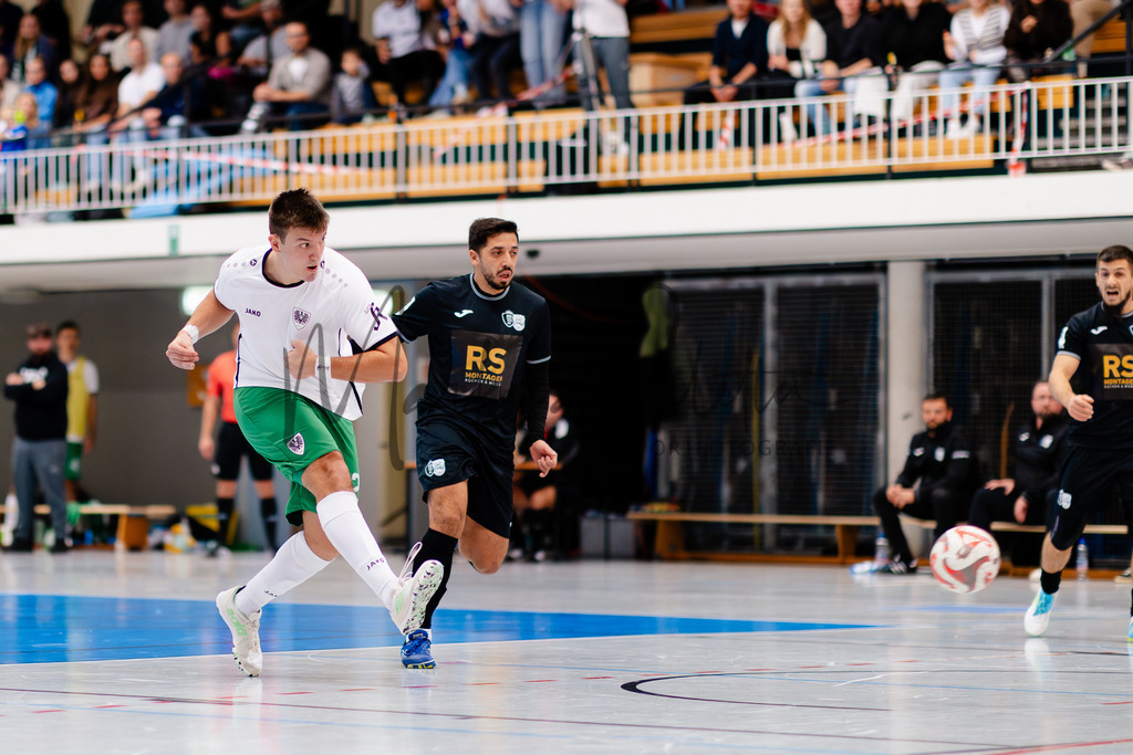 Futsal-Bundesliga, Saison 2025/2026, 9. Spieltag: SC Preußen Münster - YB Balkan Pfarrkirchen | Futsal-Bundesliga, Saison 2025/2026, 9. Spieltag, SC Preußen Münster empfängt YB Balkan Pfarrkirchen in der Universitäts-Sporthalle in Münster. Foto: sportfotografie.ms | Markus Paletta - Realisiert mit Pictrs.com