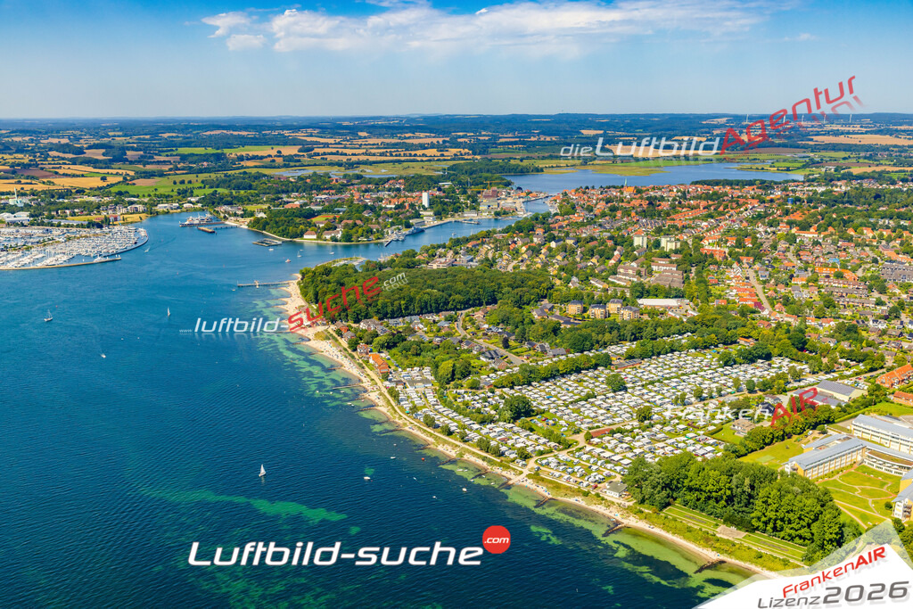 Luftbild Neustadt in Holstein - Die Luftaufnahme wurde 2025 vom UL-Flugzeug heraus erstellt ( keine Drohne ) - Hochauflösende Luftaufnahme - für professionelle Ausdrucke geeignet. Die Geschenkidee !Hier alle&nbsp;Infos zur Lizenzierung der LuftaufnahmeWir fliegen auch dieses Jahr wieder in Ihre Region um Luftbilder zu erstellen.- Luftbild anfragen