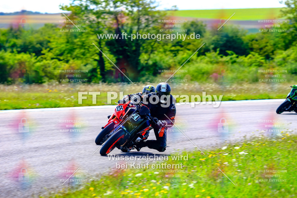 021-5715 | Hier findet Ihr Bilder von Touristenfahrten auf der Nürburgring Nordschleife oder von anderen Veranstaltungen die ich besucht habe. Viel Spass beim Durch Schauen 