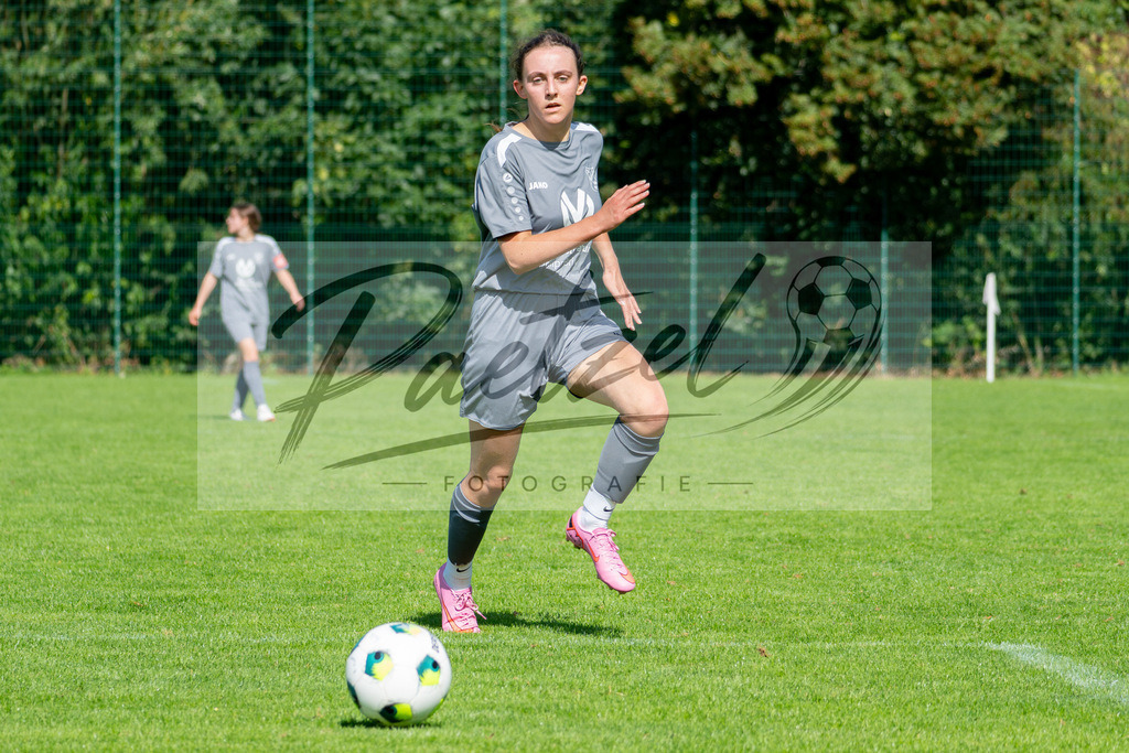 20260906_RULSVK_0449 | Fußball, Frauen:   beim Spiel der Kreisliga zwischen SG Rulle/Haste vs. SV Kettenkamp am 06.09.2026 im Stavermann-Sportpark in Rulle/Wallenhorst, Deutschland.(Foto von Nico Paetzel) - Realisiert mit Pictrs.com