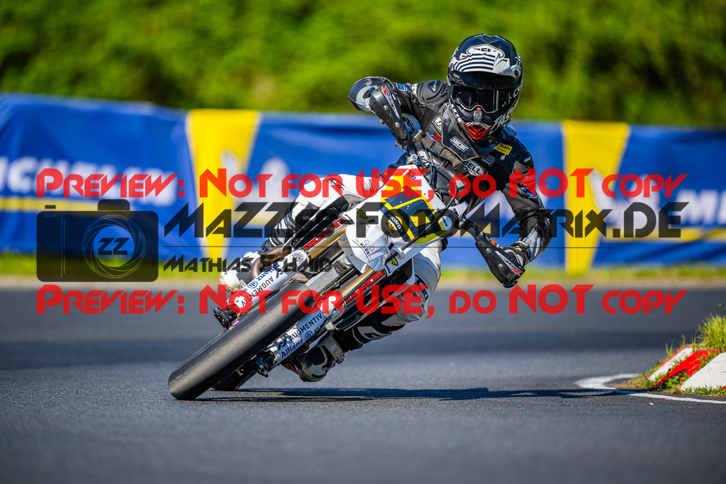 MaZZes_FotoMatrix_240511_6007705_6323 | S1