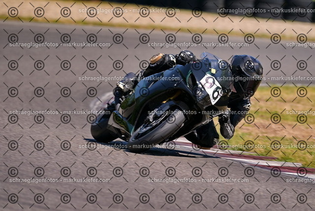 26bt05-1001 | markuskiefer.com - Realisiert mit Pictrs.com