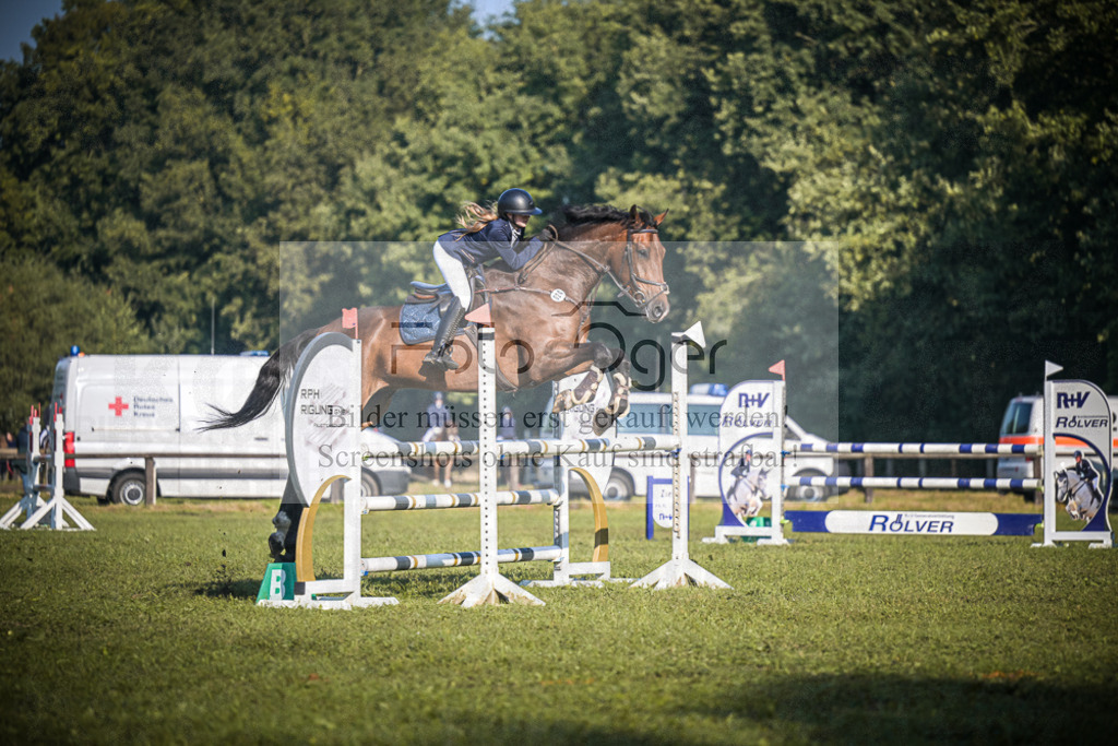 DOS_0514 | Entdecke hochwertige Reitturnierfotos von Foto Oger. Professionell, emotional und authentisch – jetzt Lieblingsmomente im Shop bestellen.Deutschlandweite Turnierfotografie. - Realisiert mit Pictrs.com