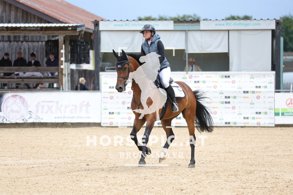 0P6A4272 | Willkommen bei Brunnmayr - Design & Fotografie – Ihrem Spezialisten für Reitturniere und Pferdeveranstaltungen in Oberösterreich, Salzburg und Bayern! Seit über 17 Jahren sind wir leidenschaftlich dabei.