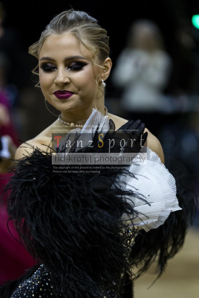 20241102_DC_HGR_Std_08943 | Tanzsportbilder, Standardtanz, Lateintanz, WDSF, DTV, LTVB, dancecomp, goc, hessen tanzt, blaues band der spree, walzer, tango, wiener walzer, slowfox, quickstepp, samba, rumba, cha-cha-cha, paso doble. jive, hd-kroft photography, turniertanzsport