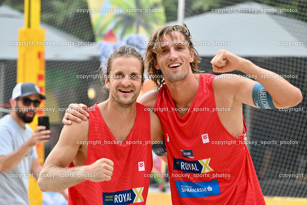 Kärntner Landesmeisterschaft Beach Volleyball | #2 HUBER Alexander Philipp, #1 FRIEDL Felix, Kärntner Landesmeisterschaft Beach Volleyball, Kärntner Landesmeisterschaft Beach Volleyball am 18.08.2024 in Villach (Rathausplatz Villach), Austria, (Photo by Bernd Stefan)