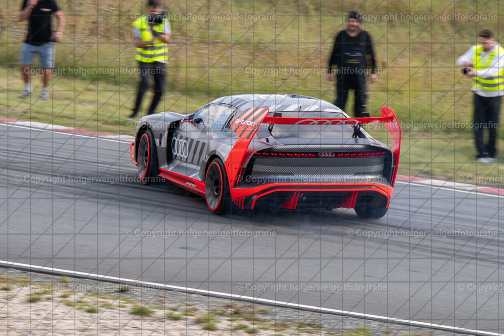 20250906160425D75_6508 | Bitte beachten!!!
Alle Fotos dieser Galerie sind nur grundbearbeitet. Im Falle eines Verkaufs, werde ich die Fotots noch mit dem nötigen Feinschliff versehen. - Realized with Pictrs.com