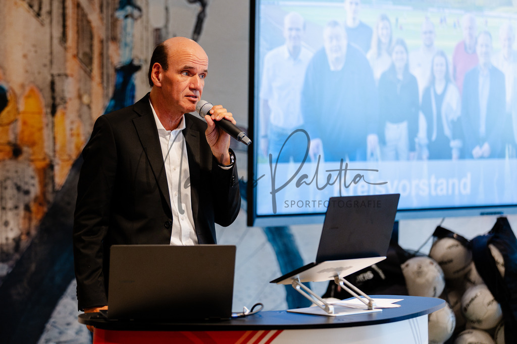 20260702-kreisfußballkonferenz-0045 | Das ist die Fotodatenbank für authentische Sportfotografie aus Münster: Markus Paletta fotografiert Teams, Sportler:innen, Kinder, Events & Unternehmen. - Realisiert mit Pictrs.com
