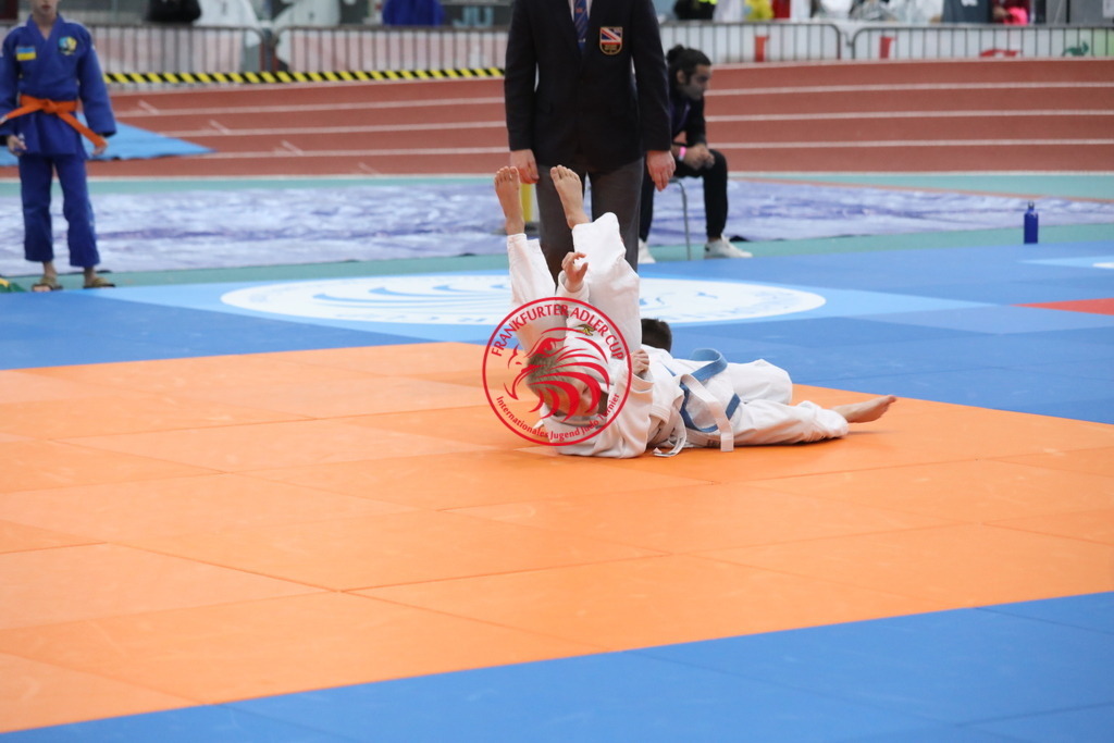 1J7A2328 | Fotos vom Adler Cup - Pictures from Adler Cup

Hier findet Ihr alle Eindrücke und großen Momente der Adler Cup Wochenenden. Here you will find all impressions and great moments of the Adler Cup weekends. - Realisiert mit Pictrs.com