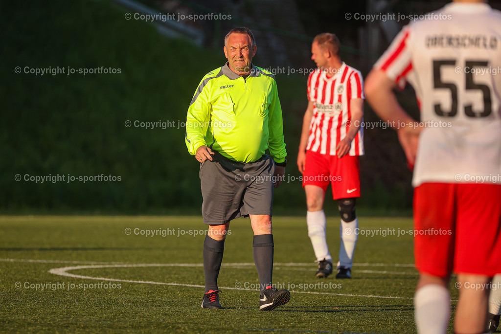 BQ3I2817 | 02.05.2023; Kreisliga C2 Dillenburg; Kunstrasenplatz Oberscheld; SV Oberscheld II - SG Ambach II; Ergebnis 3:4 (0:2)