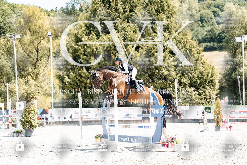CK900341 | Turnierfotografie Pferdefotografie Trier Rheinland-Pfalz Pferdesport Reitsport Tierfotografie Sportfotografie Pferdevideo Pferdevideografie Equestrianvideography equestrianphotography  - Realisiert mit Pictrs.com