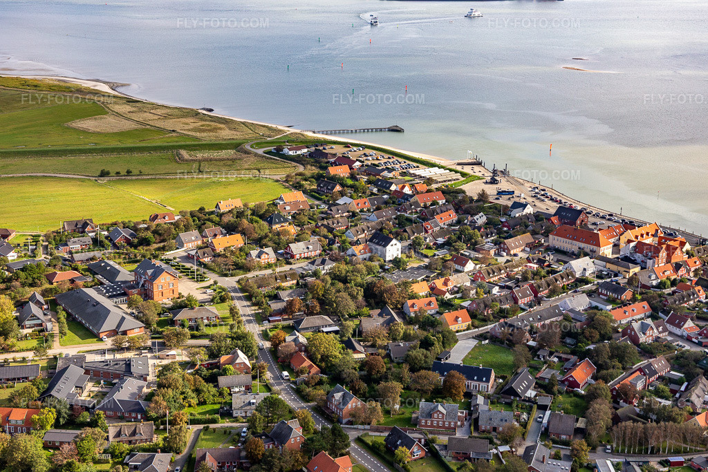 Aerial view: Ferry port in the district Nordby in Fanø in the state South Denmark, Denmark.Photo: IMG_118560.jpg taken on 09/21/2019 by Werner Riehm/FLY-FOTO.comResolution of the original: 5418 x 3612 px