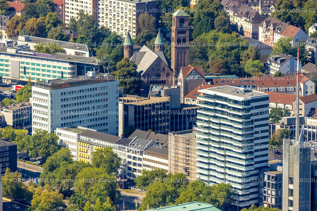 Essen220807106 | Luftbild, Neubau Wohnhaus Hochhaus Huyssen Quartier, Erlöserkirche Essen, Südviertel, Essen, Ruhrgebiet, Nordrhein-Westfalen, Deutschland