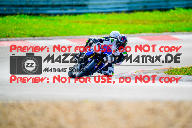 MaZZes_FotoMatrix_240911_6007705_7728 | WEISS