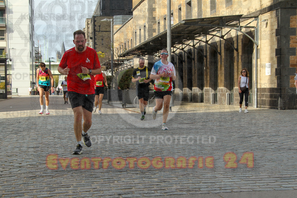 250920_1536_EV4_9295 | Sportfotografie im Rhein-Sieg Kreis, Köln, Bonn, NRW, Rheinland Pfalz, Hessen, etc. Unser Tätigkeitsfeld umfasst den Laufsport vom Volkslauf über den Marathon, Duathlon, Triathon bis zum Ultralauf wie Kölnpfad Ultra oder Schindertrail.