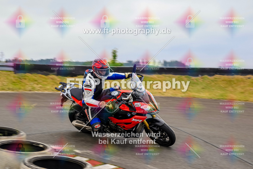 OBK-5777 | Hier findet Ihr Bilder von Touristenfahrten auf der Nürburgring Nordschleife oder von anderen Veranstaltungen die ich besucht habe. Viel Spass beim Durch Schauen 