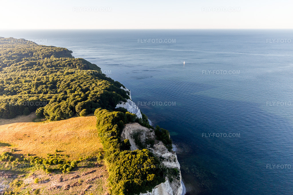 Aerial view: View of the town in Borre in the state Zealand, Denmark. – Photo: IMG_108581.jpg taken on 07/04/2018 by Werner Riehm/FLY-FOTO.com – Resolution of the original: 5396 x 3597 px