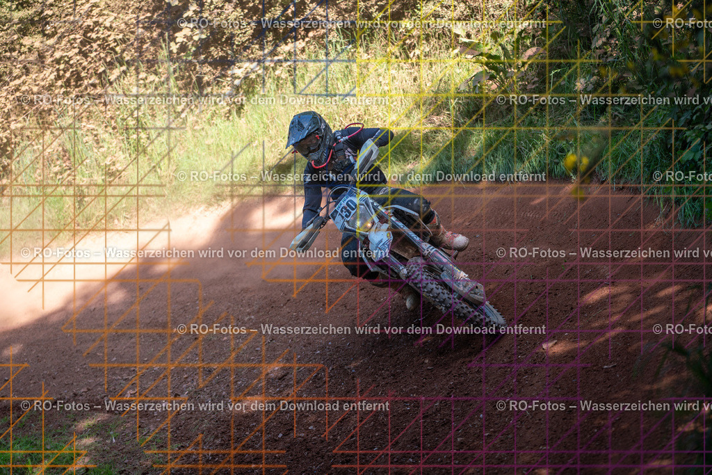 Wolfshausen 3 Lauf -874 | Sportfotografie von RO-Fotos: Motorsport, Motocross, Enduro, Laufveranstaltungen und Triathlon. Professionelle Fotos von Sportlern und Events. - Realisiert mit Pictrs.com