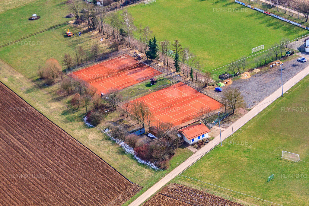 Luftbild: Tennisplatz des TC Minfeld in Minfeld im Bundesland Rheinland-Pfalz in Deutschland. Foto: IMG_56035.jpg vom 17.03.2013 durch Werner Riehm/FLY-FOTO.de