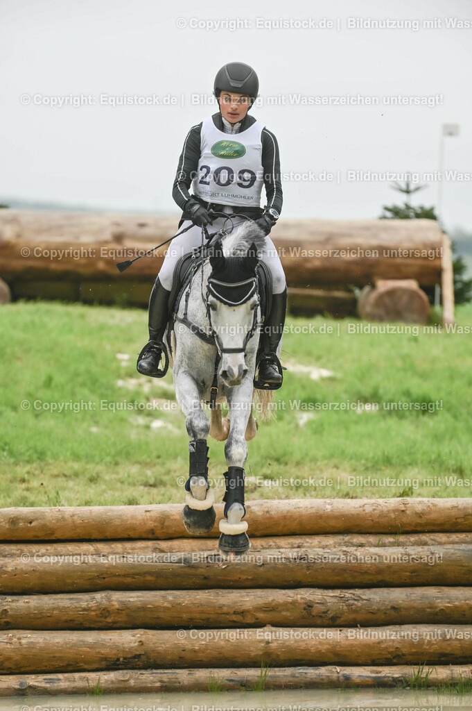 20230513_CCI2_Section2_Gelände_0033 | equistock