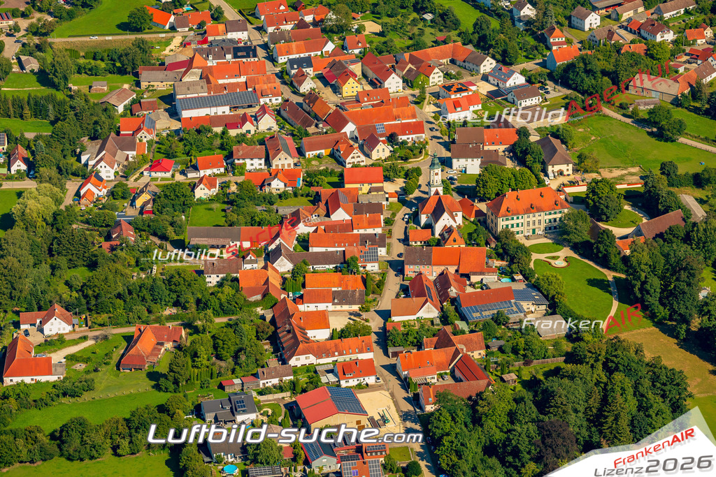 Luftaufnahme der Stadt Amerdingen - Die Luftaufnahme wurde 2025 vom UL-Flugzeug heraus erstellt ( keine Drohne ) - Hochauflösende Luftaufnahme - für professionelle Ausdrucke geeignet. Die Geschenkidee !Mit Lizenz und Bildrechte bestellbar