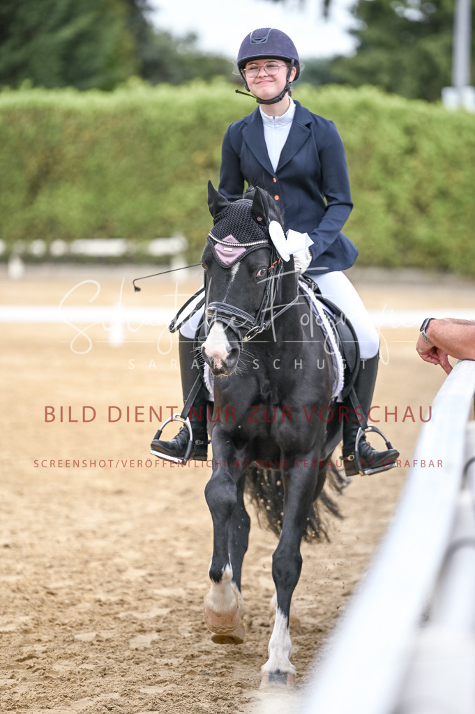 Schugtsche-Aluta25-42.EDressur -452 | Schugtsche Fotografie - Realisiert mit Pictrs.com