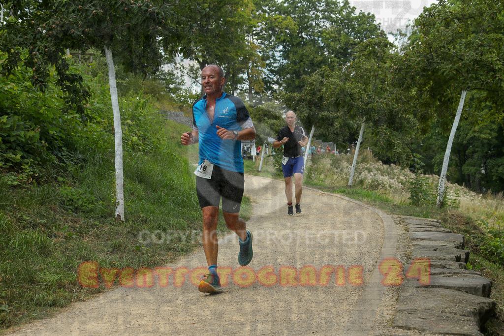 250824_1351_EX1_4007 | Sportfotografie im Rhein-Sieg Kreis, Köln, Bonn, NRW, Rheinland Pfalz, Hessen, etc. Unser Tätigkeitsfeld umfasst den Laufsport vom Volkslauf über den Marathon, Duathlon, Triathon bis zum Ultralauf wie Kölnpfad Ultra oder Schindertrail.