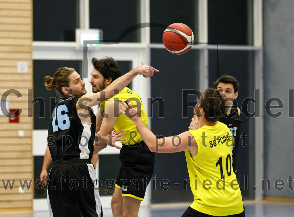 2022-12-04_011_SG_Poing_gegen_TSV_Muenchen_Ost_4 | Poing, Deutschland, 04.12.2022:
Basketball, Bezirksklasse 2021 / 2022, 8. Spieltag, SG Poing gegen TSV München Ost 4, Endergebnis: 37:65

Foto: Christian Riedel / fotografie-riedel.net