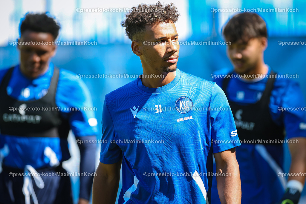 KSC27082401037 | 27.08.2024, Fußball, Karlsruher SC Training, BBBank Wildpark, Saison 2024 2025: Bambase Conte (KSC #31)