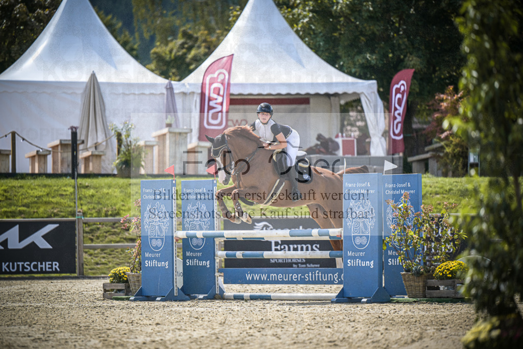 DOS_6347 | Entdecke hochwertige Reitturnierfotos von Foto Oger. Professionell, emotional und authentisch – jetzt Lieblingsmomente im Shop bestellen.Deutschlandweite Turnierfotografie. - Realisiert mit Pictrs.com