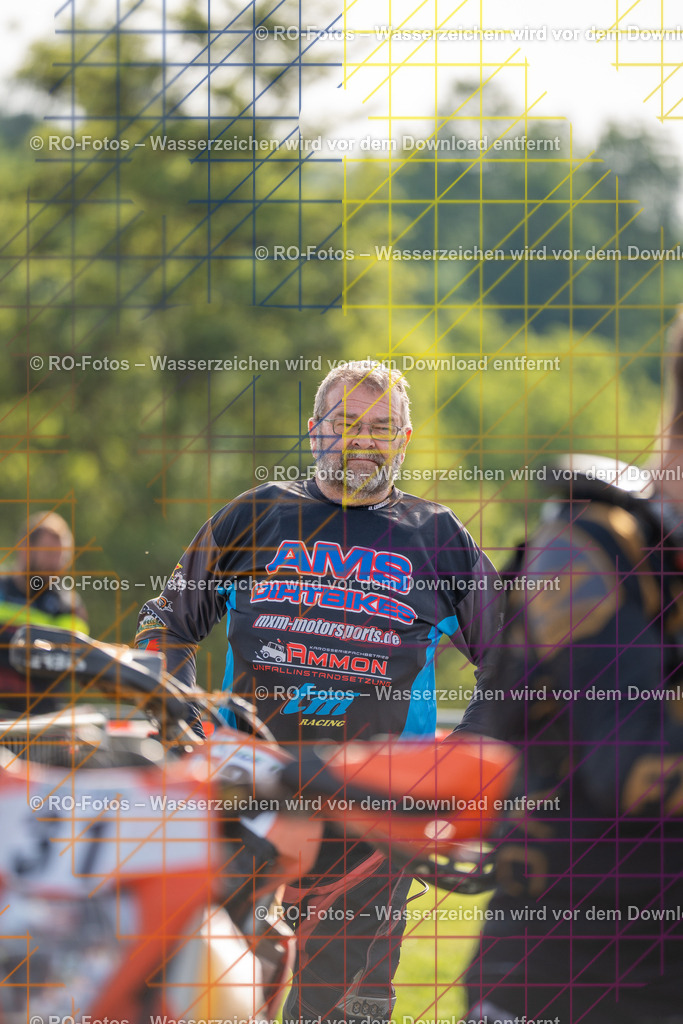 Wolfshausen 4 Lauf -34 | Sportfotografie von RO-Fotos: Motorsport, Motocross, Enduro, Laufveranstaltungen und Triathlon. Professionelle Fotos von Sportlern und Events. - Realisiert mit Pictrs.com