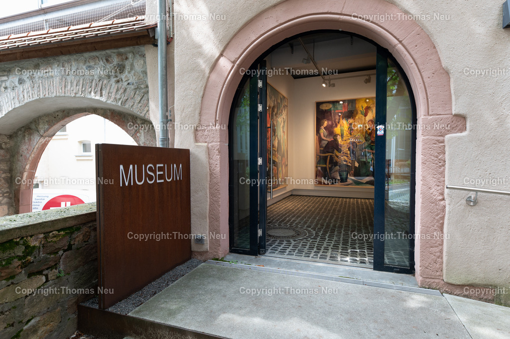 36_Neo_Rauch_Museum_Bensheim | 6.7.2024, bbe, Museum Bensheim, Ausstellung Neo Rauch "im Papiergrund", ,, Bild: Thomas Neu