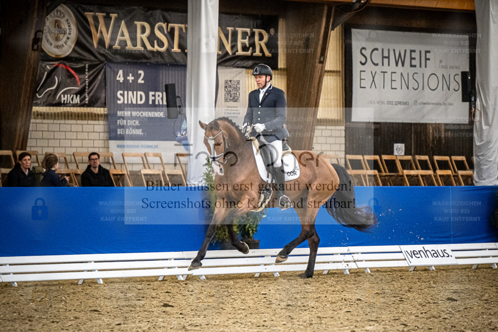 DOS_0630 | Entdecke hochwertige Reitturnierfotos von Foto Oger. Professionell, emotional und authentisch – jetzt Lieblingsmomente im Shop bestellen. - Realisiert mit Pictrs.com