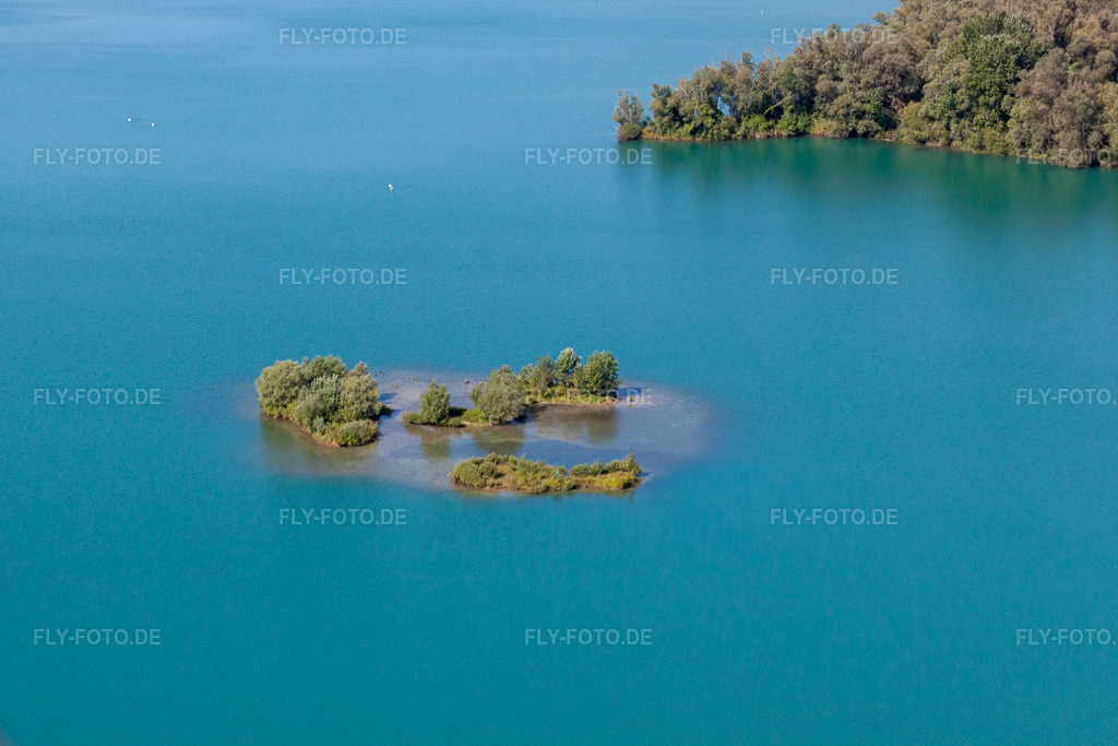 Luftbild: Inselchen im Badesee Giesen im Ortsteil Liedolsheim in Dettenheim im Bundesland Baden-Württemberg in Deutschland. Foto: IMG_20553.jpg vom 30.08.2009 durch Werner Riehm/FLY-FOTO.de