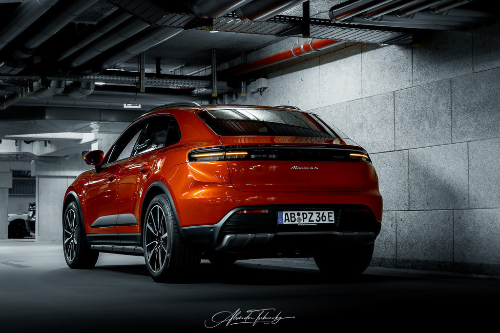 R6AT6773 _Alexander Tschuncky | Entdecken Sie die faszinierende Welt von Alexander Tschuncky Arts: Kreative Fotografie, atemberaubende Automobilkunst und hochwertiger Bilderdruck. Lassen Sie sich inspirieren! - Realisiert mit Pictrs.com