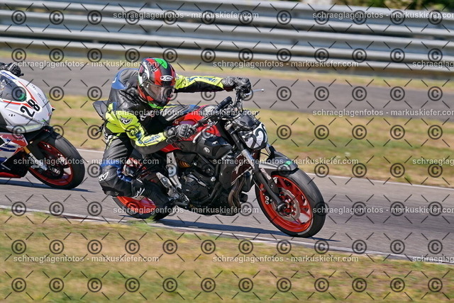 26bt05-0545 | markuskiefer.com - Realisiert mit Pictrs.com