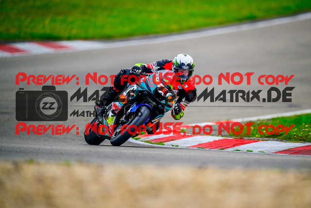 MaZZes_FotoMatrix_240910_6007705_9038 | WEISS