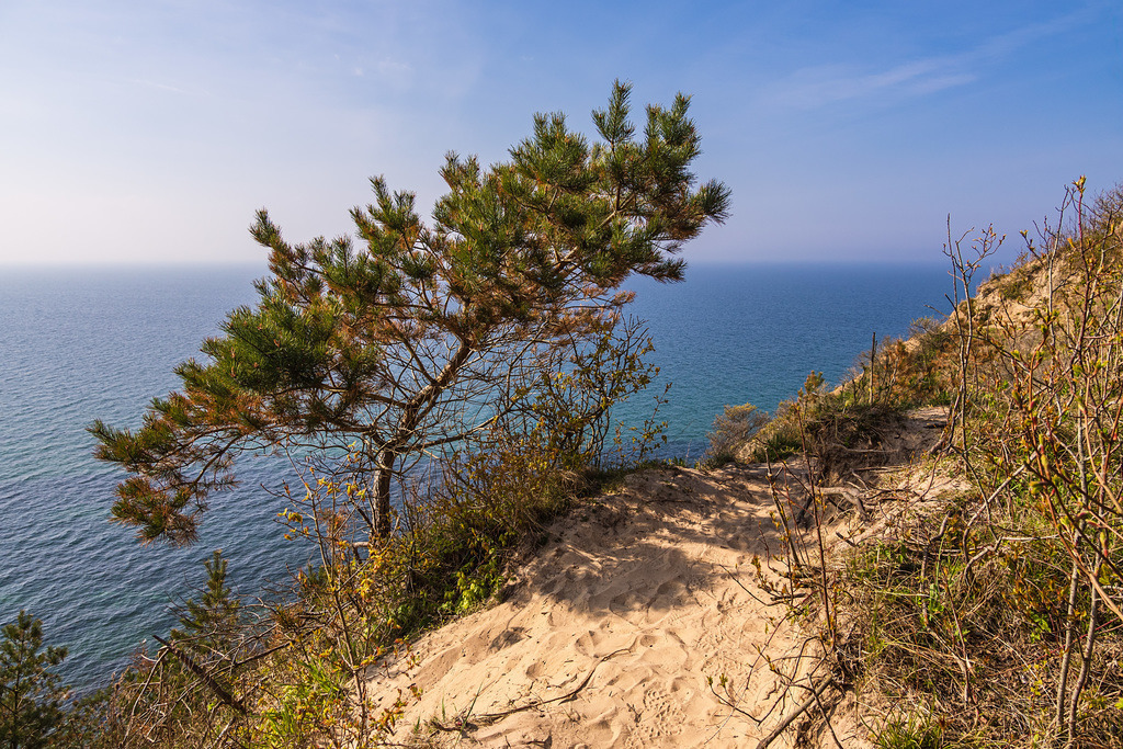 Hochuferweg am Dornbusch auf der Insel Hiddensee | Hochuferweg am Dornbusch auf der Insel Hiddensee.