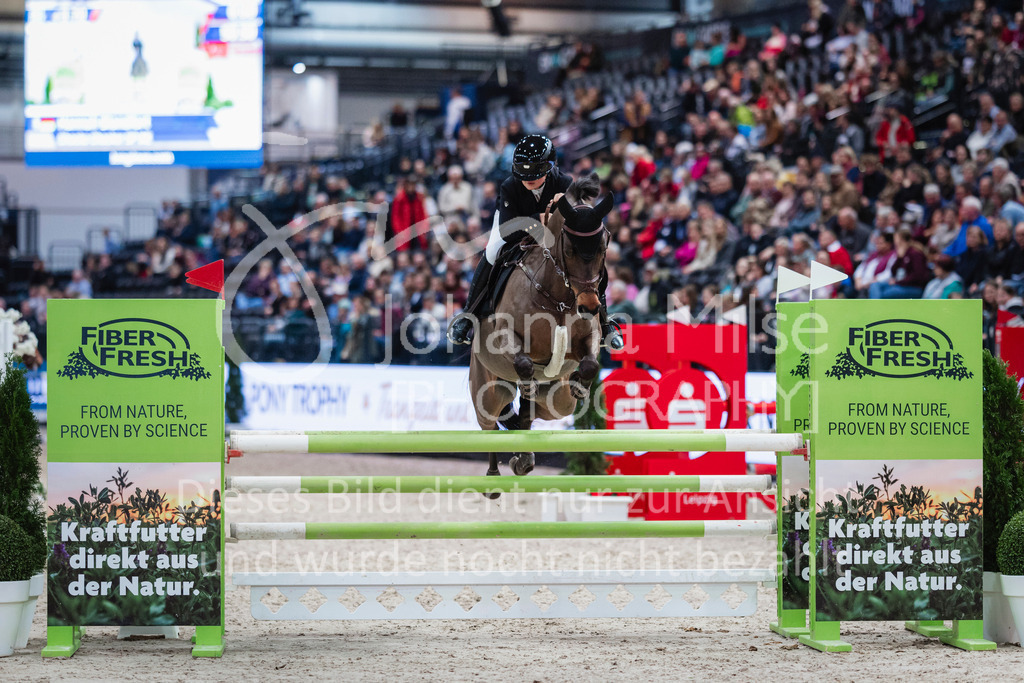 240119_Leipzig_PonyTrophy-627 | Deine schönsten Turniermomente als professionelle Fotos! Entdecke hochwertige Pferdesport-Fotografie im Online-Shop. Jetzt Fotos finden & bestellen!