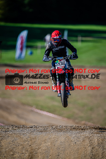 MaZZes_FotoMatrix_220903_0876 | S4