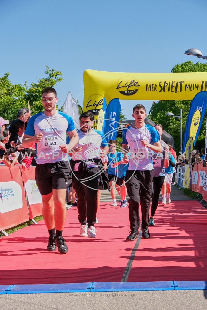 ..... | LINZ,AUSTRIA,27.April 24, Int. 3 Brückenlauf Linz  , Image shows: Photo: WAPICS / Michael ring