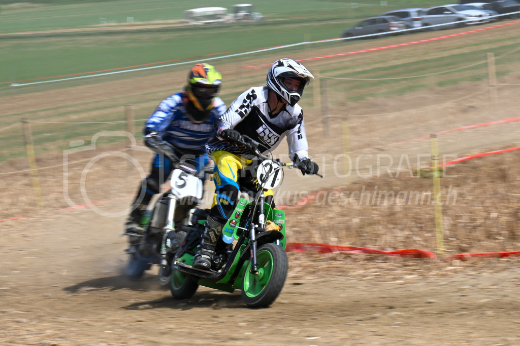 Motortrotti-Rennen Buch am Irchel - 19. August 2023 | Motortrotti-Rennen Buch am Irchel
Buch am Irchel, Kt. Zürich
Bild: Sportfotografie Markus Aeschimann | www.markus-aeschimann.ch - Realisiert mit Pictrs.com