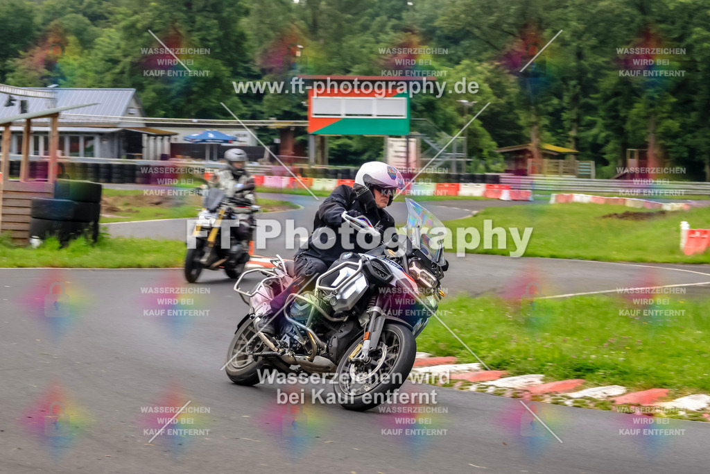 VBK-6396 | Hier findet Ihr Bilder von Touristenfahrten auf der Nürburgring Nordschleife oder von anderen Veranstaltungen die ich besucht habe. Viel Spass beim Durch Schauen 