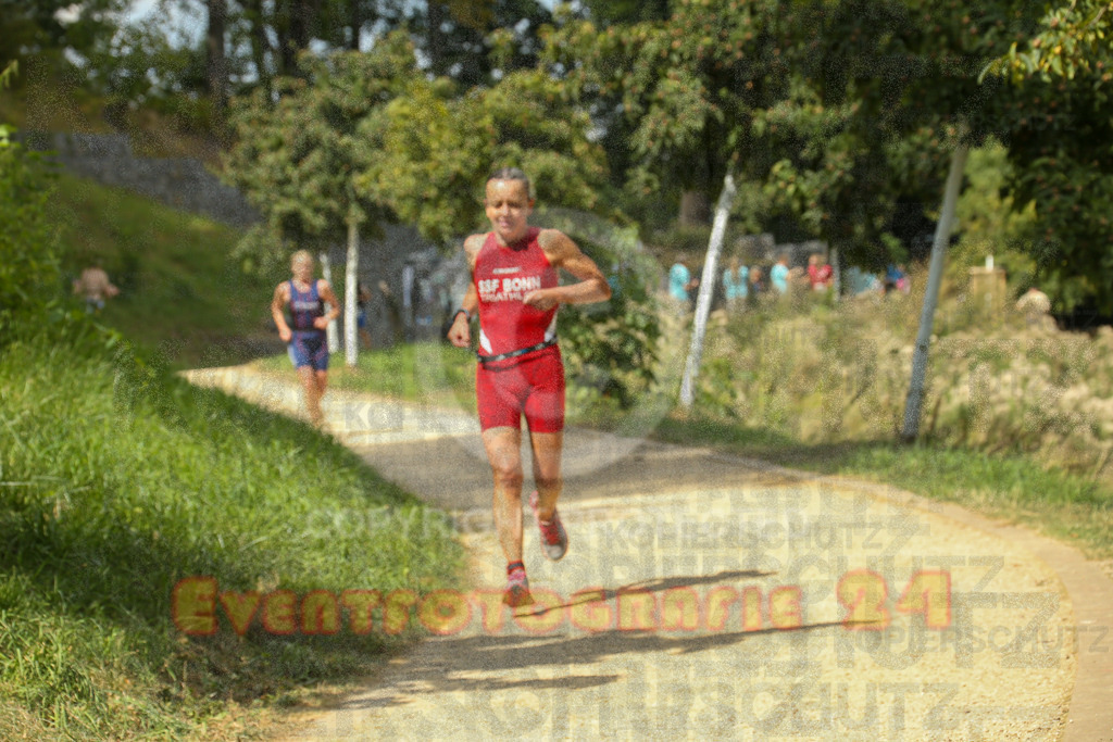 250824_1340_EX1_3191 | Sportfotografie im Rhein-Sieg Kreis, Köln, Bonn, NRW, Rheinland Pfalz, Hessen, etc. Unser Tätigkeitsfeld umfasst den Laufsport vom Volkslauf über den Marathon, Duathlon, Triathon bis zum Ultralauf wie Kölnpfad Ultra oder Schindertrail.