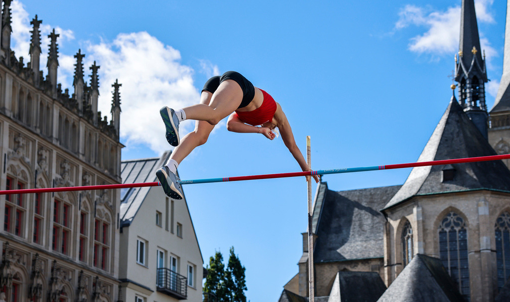 top-top.de 240913-002 | Foto, Video, Fotografie, Videografie, Fotobox, DJ, Discjockey, Musik, Musikbox, Veranstaltung, Photobooth, Amazon, Ebay, Buchtipp, Bestseller, Autor, Verlag, Buch, Wesel, Hamminkeln, NRW, Dinslaken, Rees, Drohne, Hochzeit, Party, Fotobox, Wesel, Fotograf