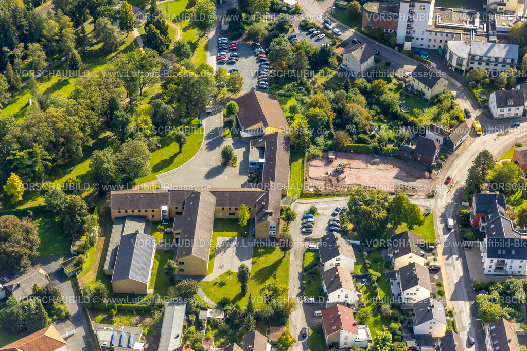 Arnsberg230904640 | Luftbild, Petri Hauptschule, Hüsten, Arnsberg, Sauerland, Nordrhein-Westfalen, Deutschland