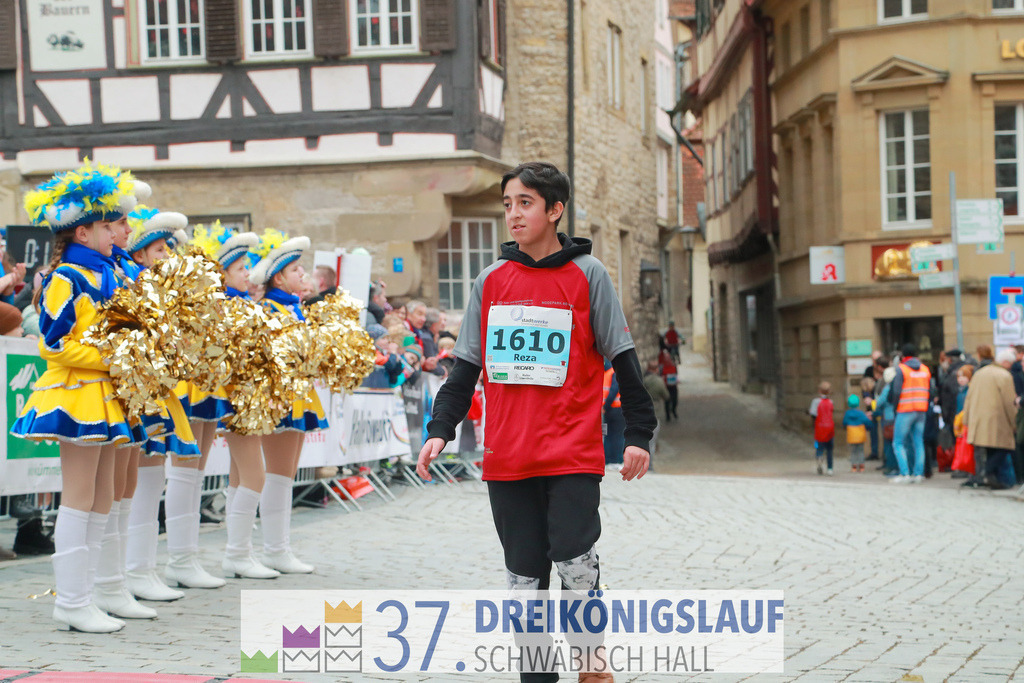 Stadtwerke Jugendlauf 1700m | 3 Koenigslauf 2023 - Realisiert mit Pictrs.com