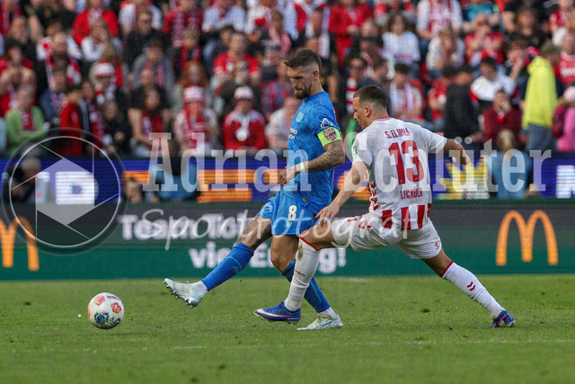 25.04.2026, GER, Fussball, Herren, 1. BL, Saison 2025/2026, 1. FC Köln - Bayer 04 Leverkusen | Robert Andrich (Bayer 04 Leverkusen) und Said El Mala (1. FC Köln) im Kampf um den Ball 