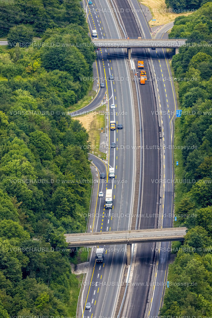 Dorsten220603217 | Luftbild, Baustelle auf der Autobahn A31, Anschlussstelle Dorsten, Kirchhellen-Nord-West, Bottrop, Ruhrgebiet, Nordrhein-Westfalen, Deutschland